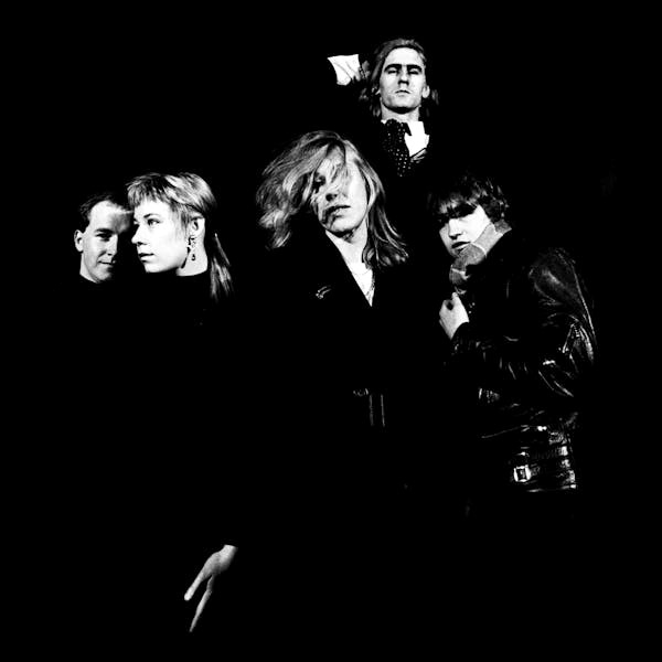 Go-betweens, The - Fountains Of Youth (live At Town & Country Club)